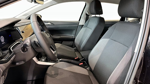 Volkswagen Polo 8 of 12