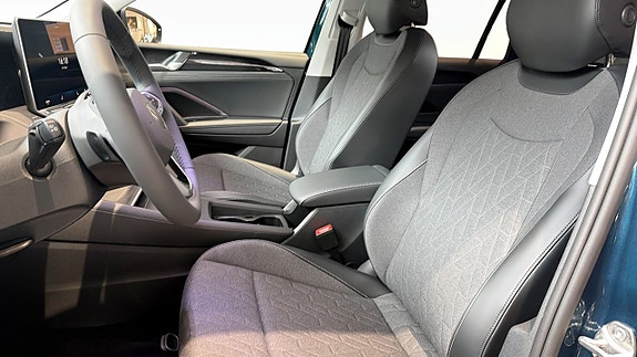 Volkswagen Tiguan 8 of 12