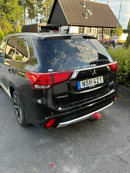 Mitsubishi Outlander 4 of 5