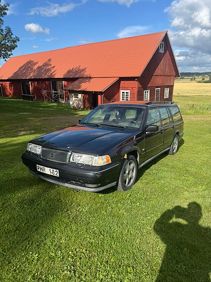 Volvo 960 2 of 5