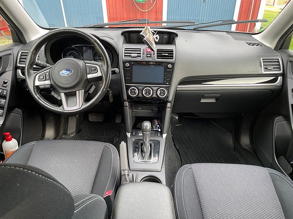 Subaru Forester 6 of 6