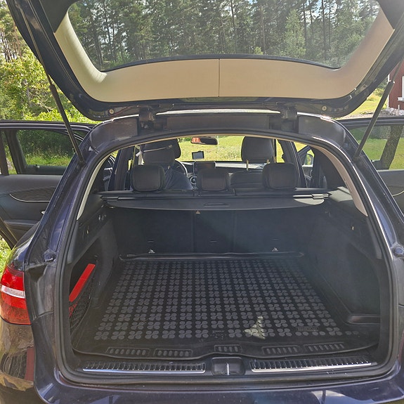 Mercedes-Benz GLC220 d 5 of 5