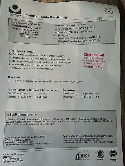 Volvo V70 3 of 5