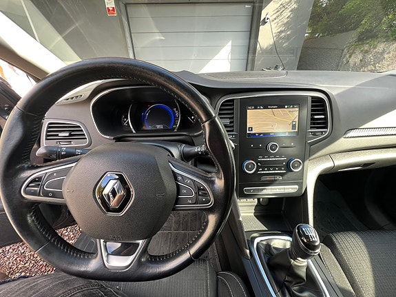 Renault Megane IV 5 of 5
