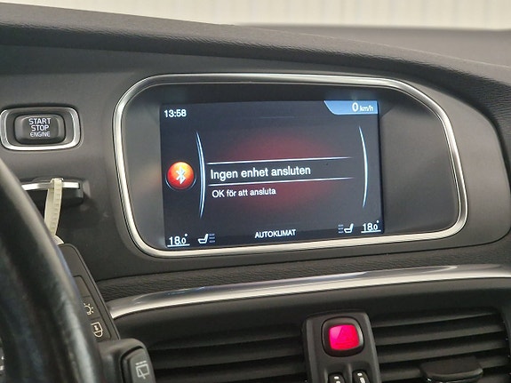 Volvo V40 18 of 21