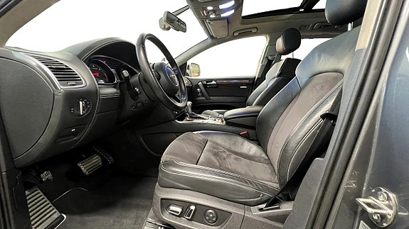 Audi Q7 9 of 27