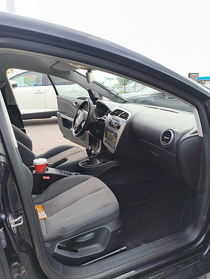 Seat Leon 9 of 10