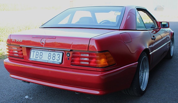 Mercedes-Benz 500 SL 5 of 14