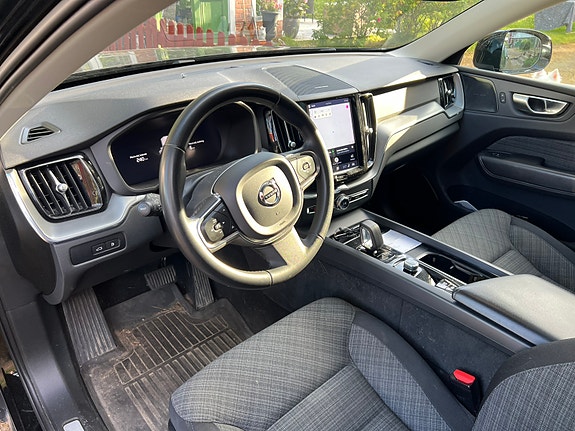 Volvo XC60 3 of 3