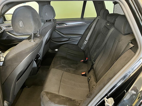 BMW 520d 9 of 15