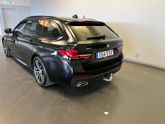 BMW 520d 3 of 15