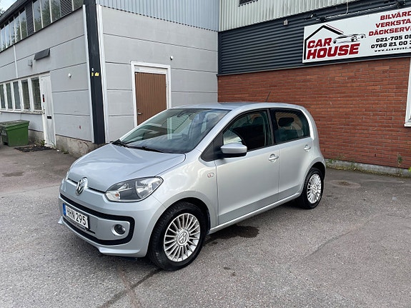 Volkswagen UP! 4 of 5