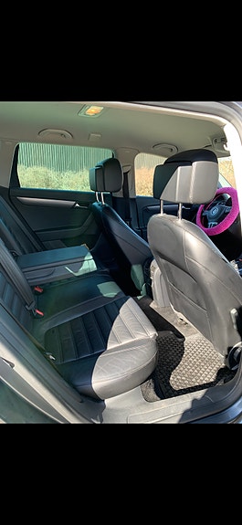 Volkswagen Passat 10 of 14