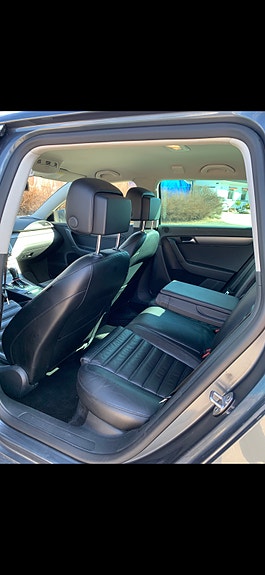 Volkswagen Passat 9 of 14