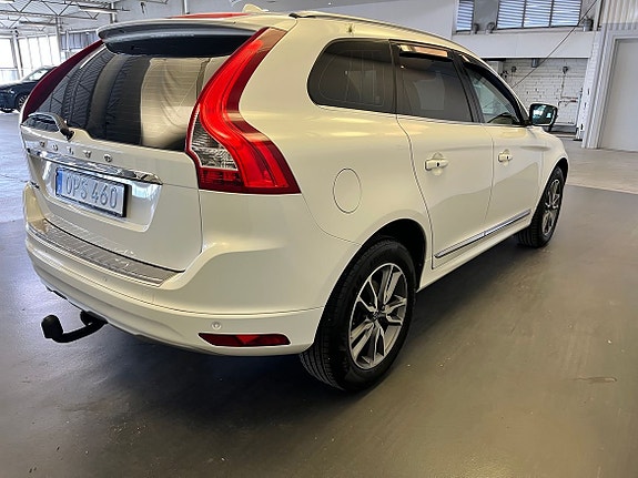 Volvo XC60 5 of 5