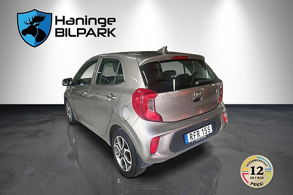 Kia Picanto 8 of 18