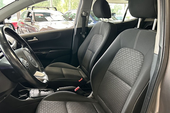 Kia Picanto 10 of 28