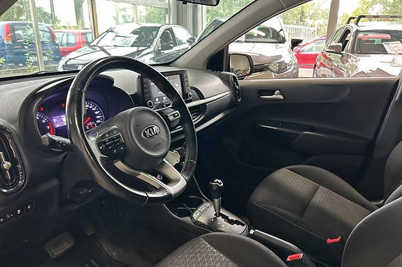 Kia Picanto 9 of 28