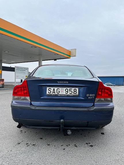 Volvo S60 5 of 5