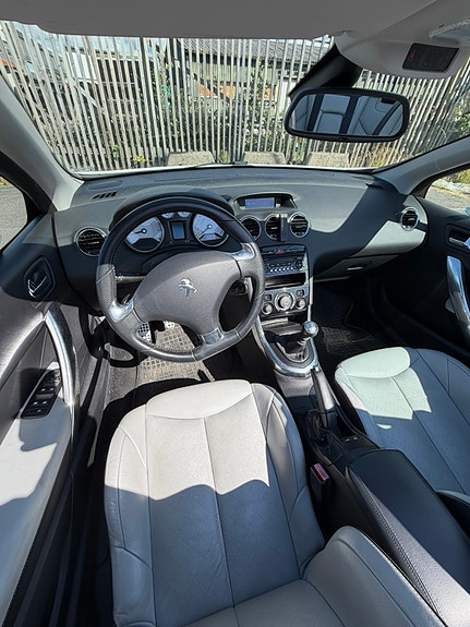 Peugeot 308 9 of 14