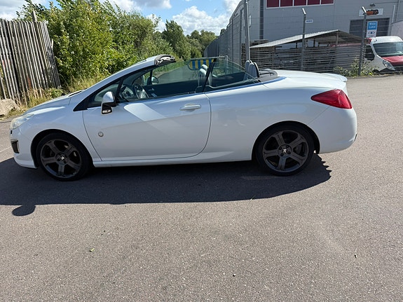 Peugeot 308 4 of 14