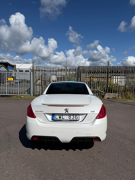 Peugeot 308 12 of 14