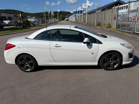Peugeot 308 13 of 14