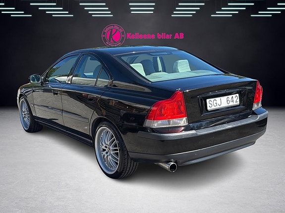 Volvo S60 9 of 23