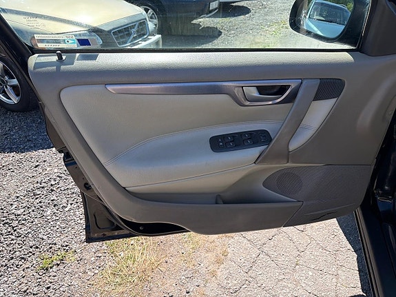 Volvo S60 22 of 23