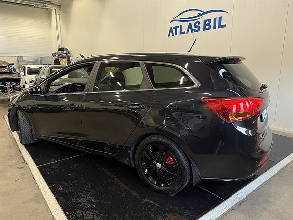 Kia Ceed 3 of 5