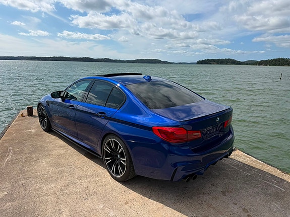 BMW M5 8 of 18