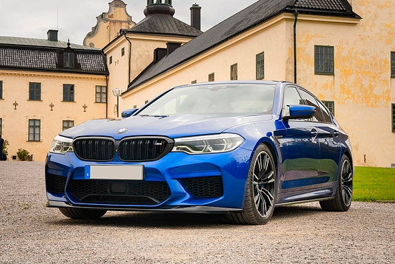 BMW M5 2 of 5