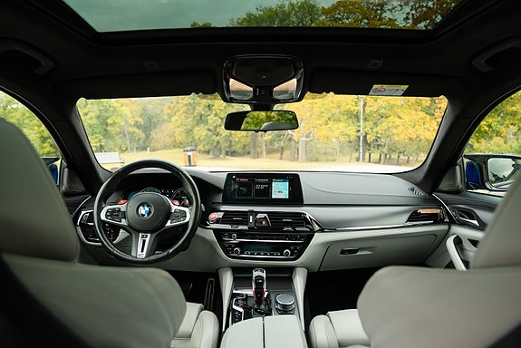 BMW M5 11 of 18