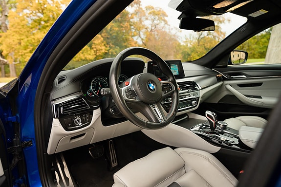 BMW M5 12 of 18