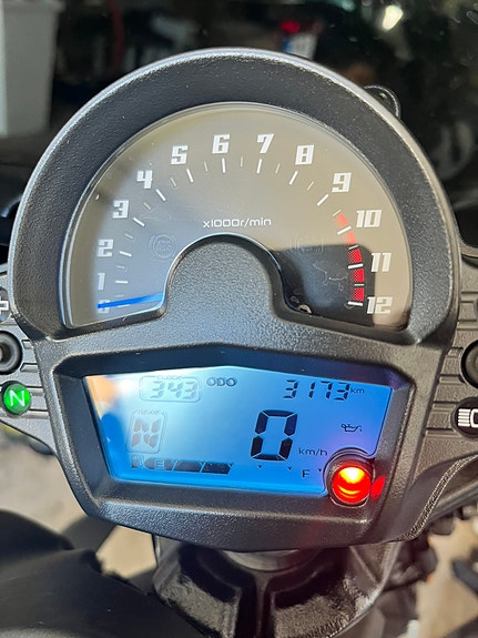 Kawasaki Vulcan S 9 of 10