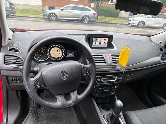 Renault Megane III 5 of 5