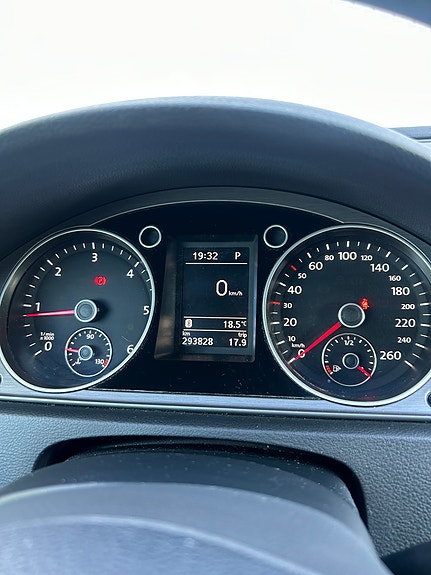Volkswagen Passat 5 of 5