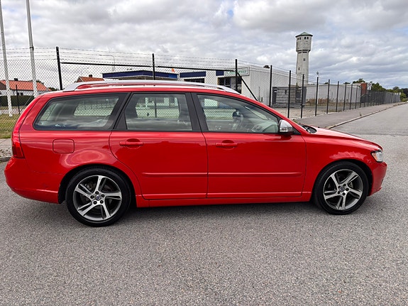 Volvo V50 5 of 11