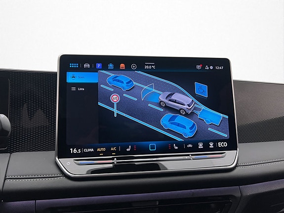 Volkswagen Tiguan 22 of 30