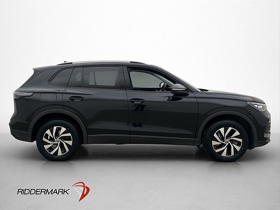 Volkswagen Tiguan 9 of 30