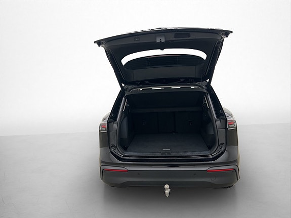 Volkswagen Tiguan 30 of 30