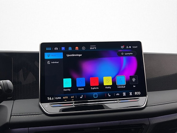 Volkswagen Tiguan 25 of 30