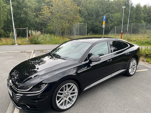 Volkswagen Arteon 2 of 5