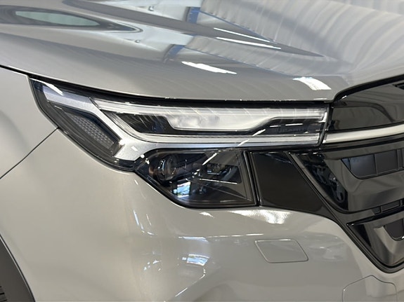 Subaru Forester 5 of 19