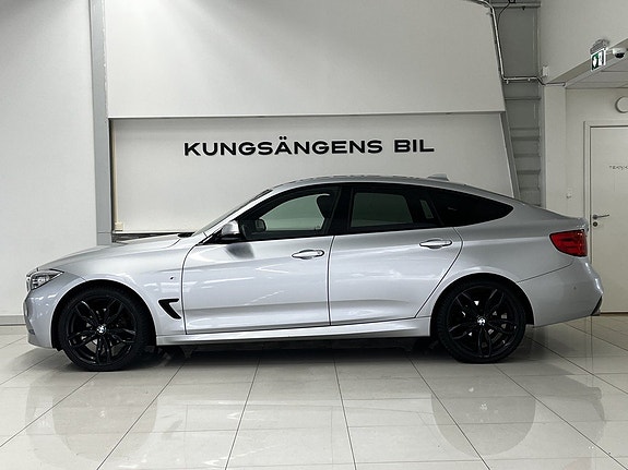 BMW 320d 4 of 5