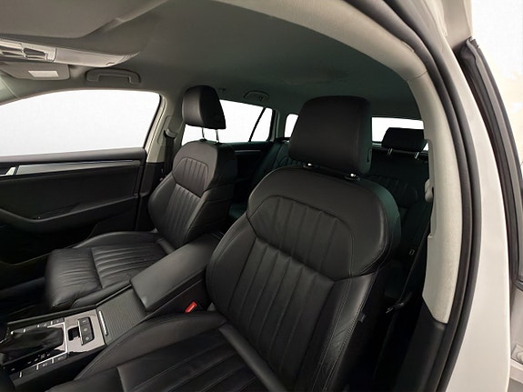 Skoda Superb 12 of 30
