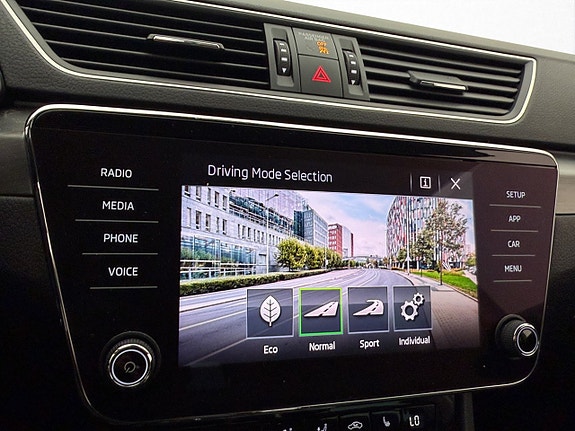 Skoda Superb 23 of 30