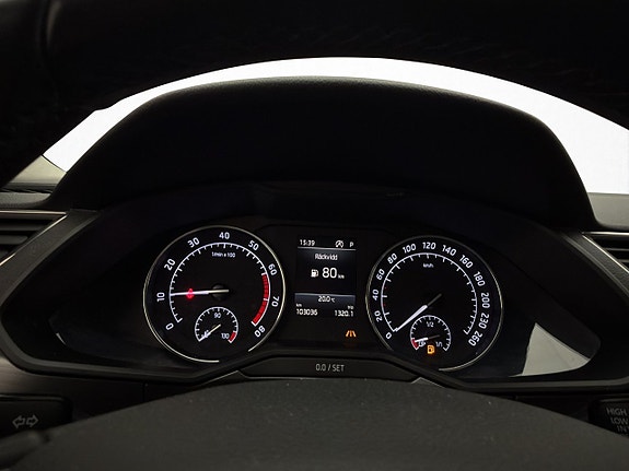 Skoda Superb 17 of 30