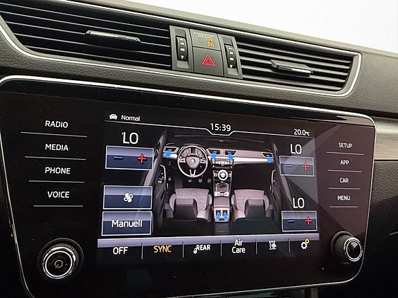 Skoda Superb 21 of 30