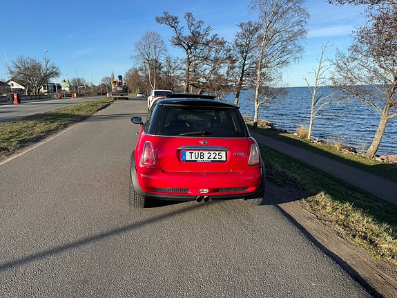 MINI Cooper S 5 of 5